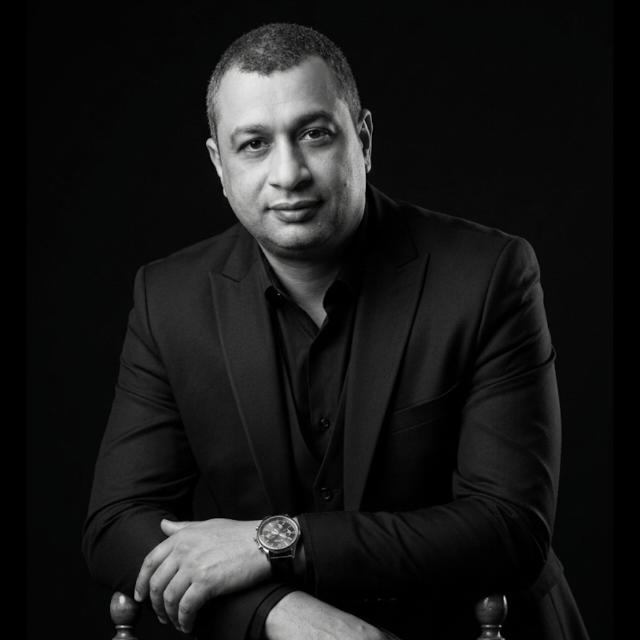 Emad M Hussein